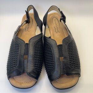 Beacon Black Women's Sandals